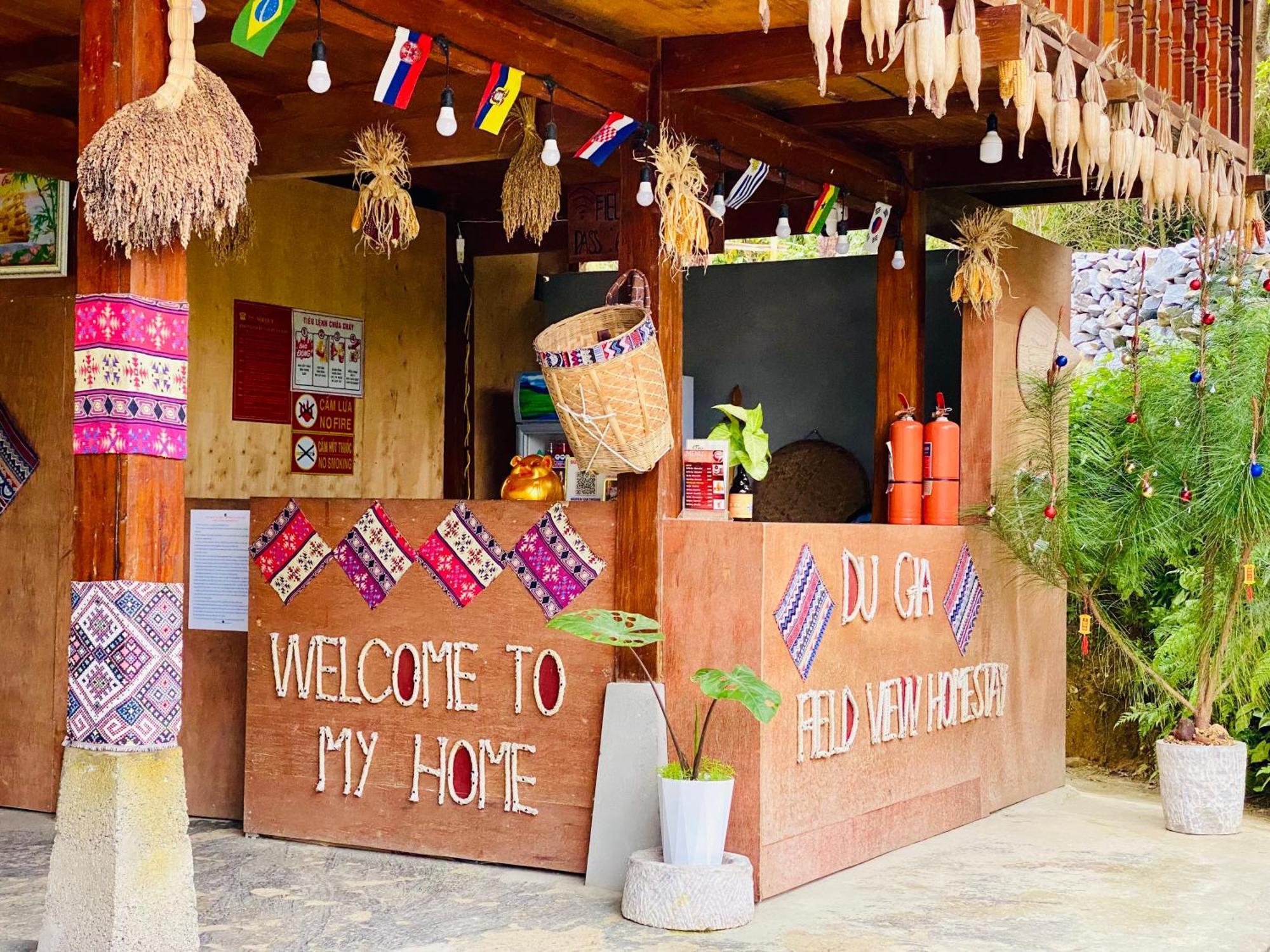 Du Gia Field View Homestay Làng Cac Extérieur photo