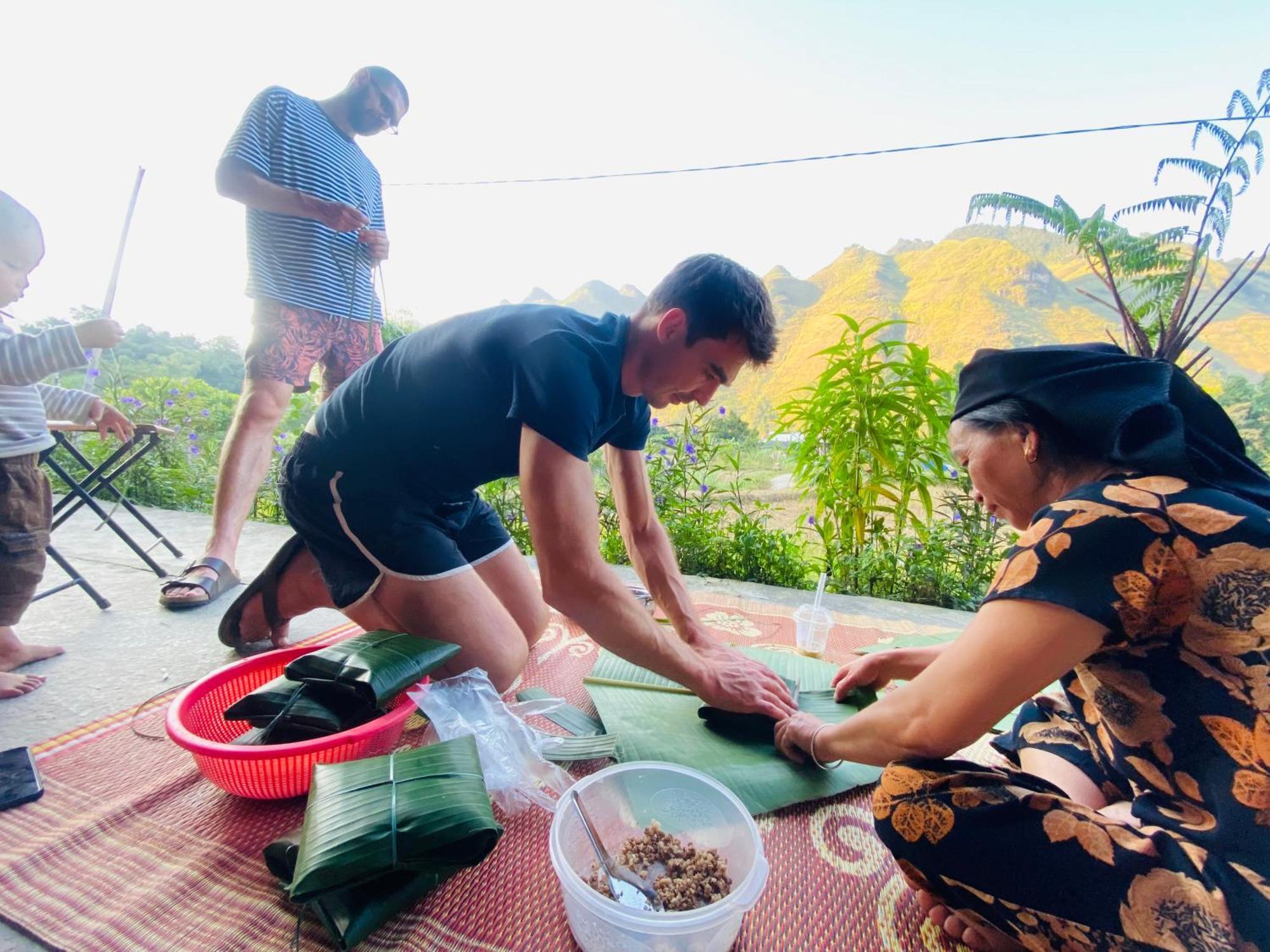 Du Gia Field View Homestay Làng Cac Extérieur photo