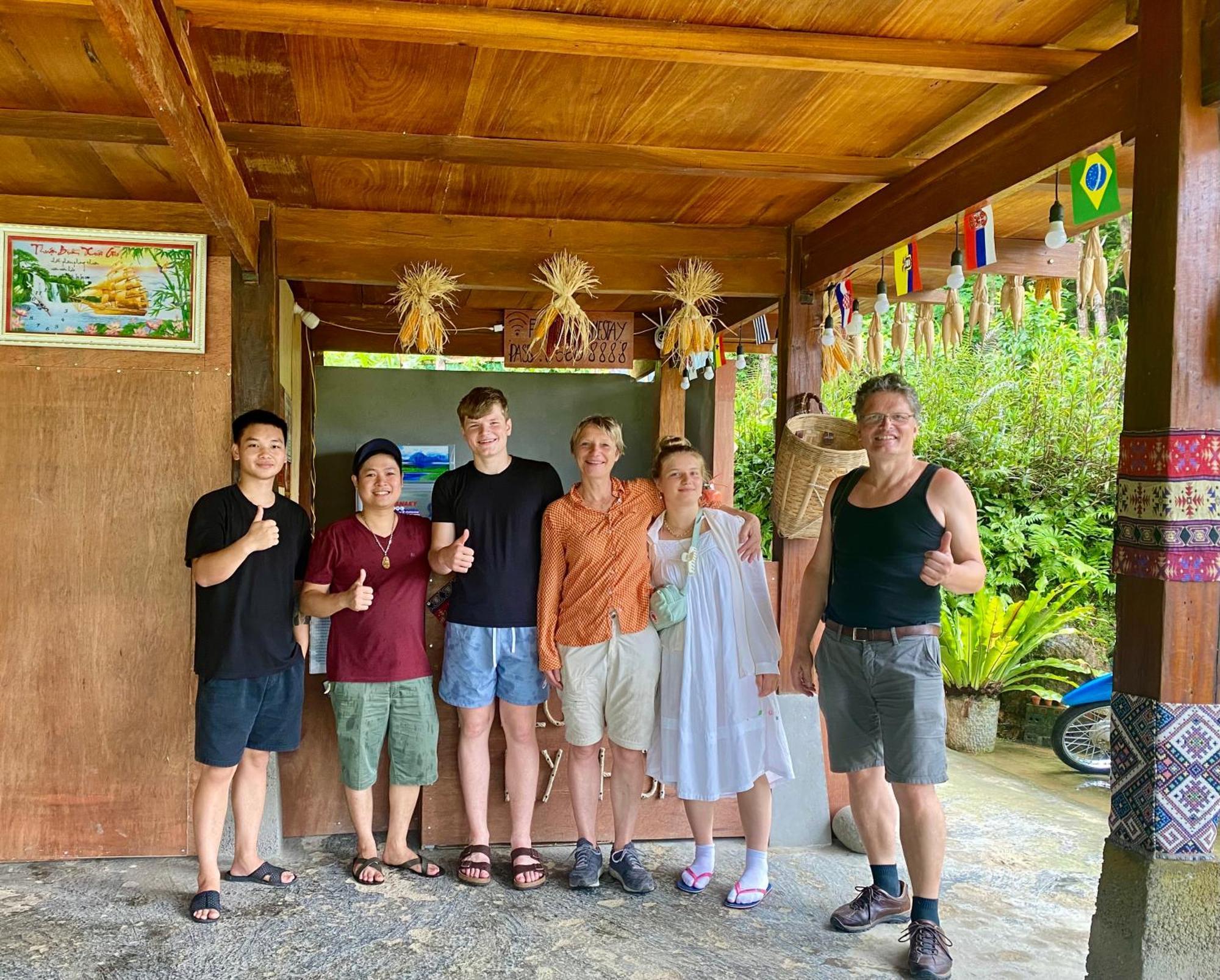 Du Gia Field View Homestay Làng Cac Extérieur photo