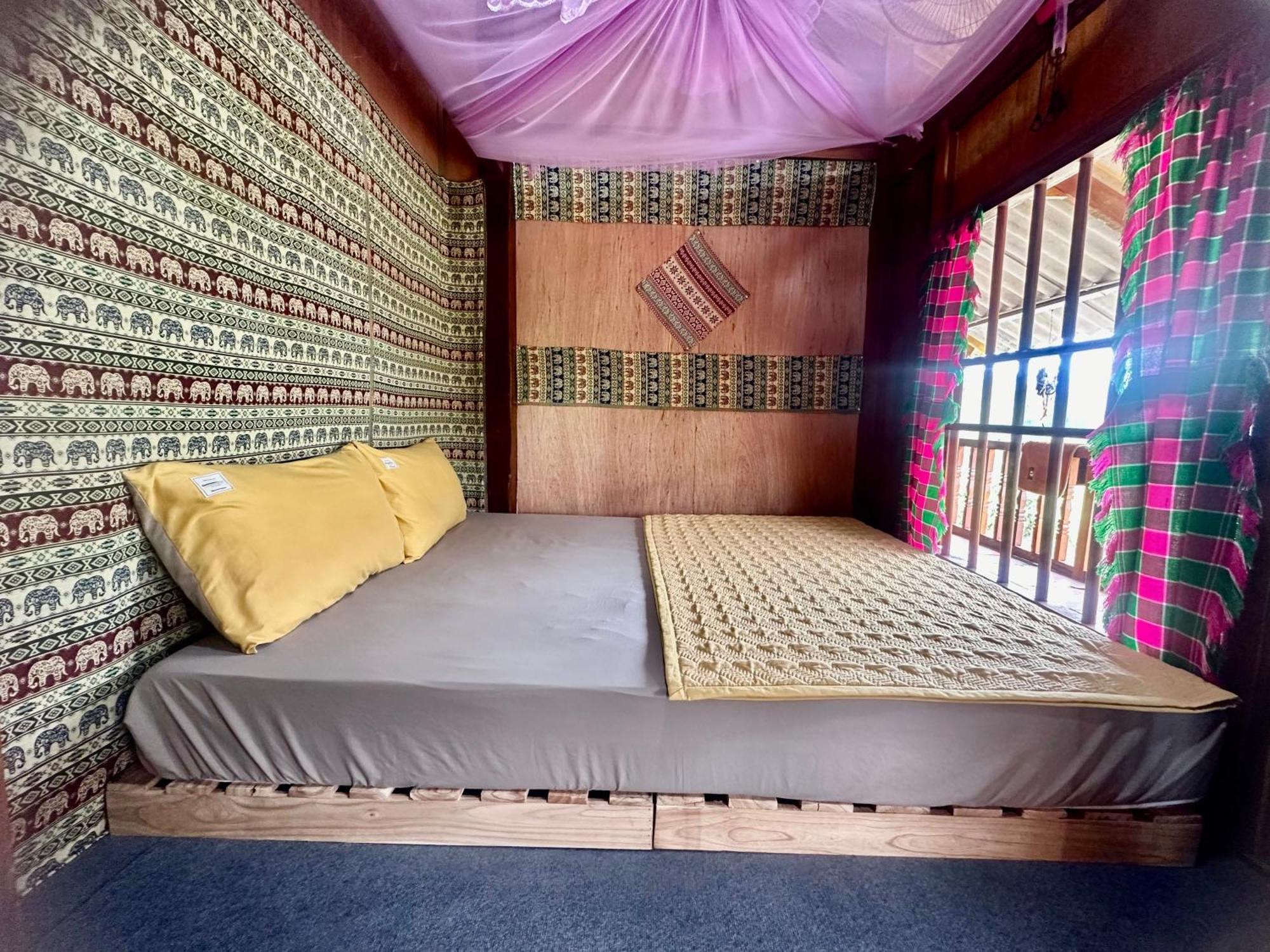 Du Gia Field View Homestay Làng Cac Extérieur photo