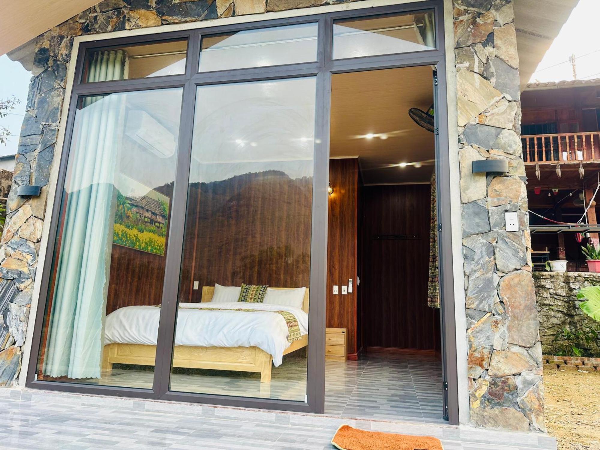 Du Gia Field View Homestay Làng Cac Extérieur photo